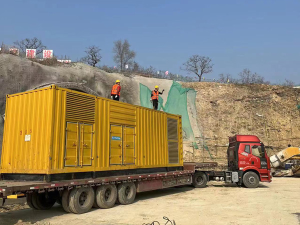 迭部发电机租赁如何根据测试结果判断机油泵的工作状态是否正常？