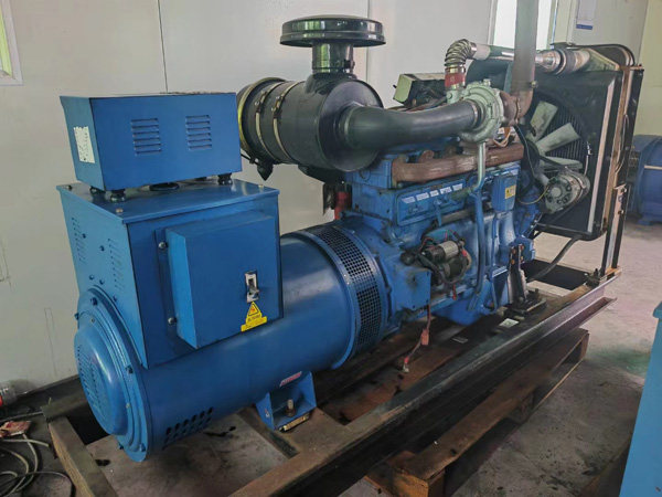 迭部100kW柴油发电机组使用多级机油有哪些优缺点？