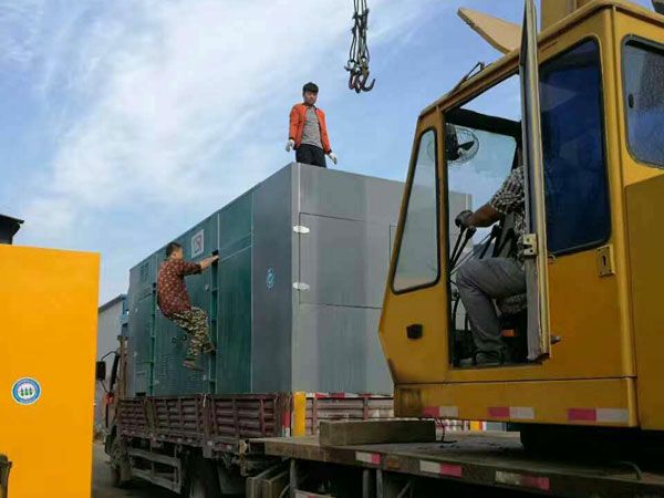 迭部如何判断水冷式机油散热器密封件是否需要更换？